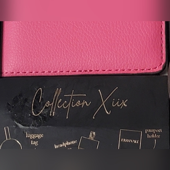 Collection XIIX 3 Piece Bon Voyage Travel Boxed Gift Set - Picture 7 of 7